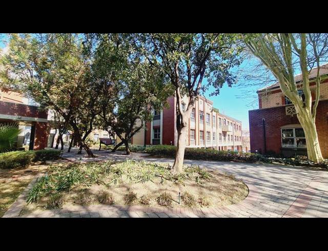 BUSINESS PROPERTY TO RENT IN MENLYN